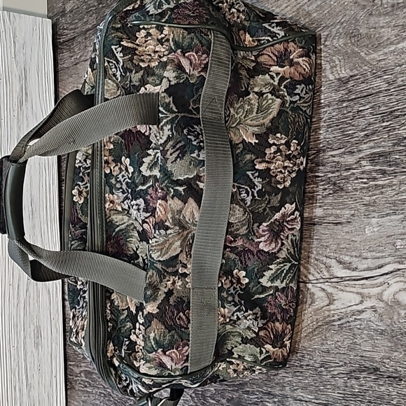 Protocol Vintage 1980's Floral Tapestry Luggage Weekender Bag & Carry On - Picture 9 of 14